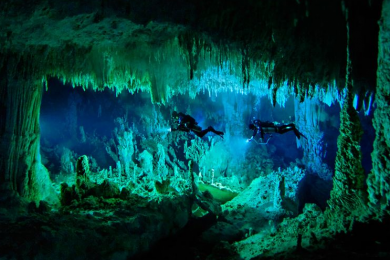 Buceo en caverna