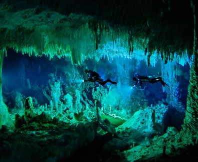 Buceo en caverna