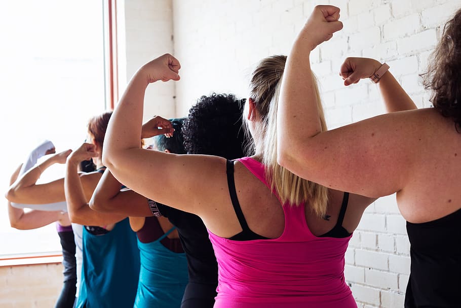 El yoga ayuda a reducir los índices de obesidad en mujeres jóvenes