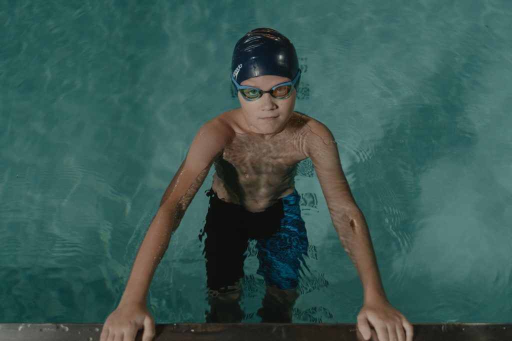 La natación es el deporte infantil por excelencia