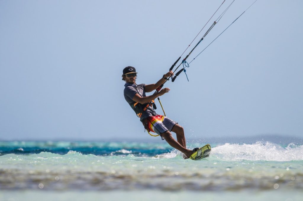Kitesurf en la playa