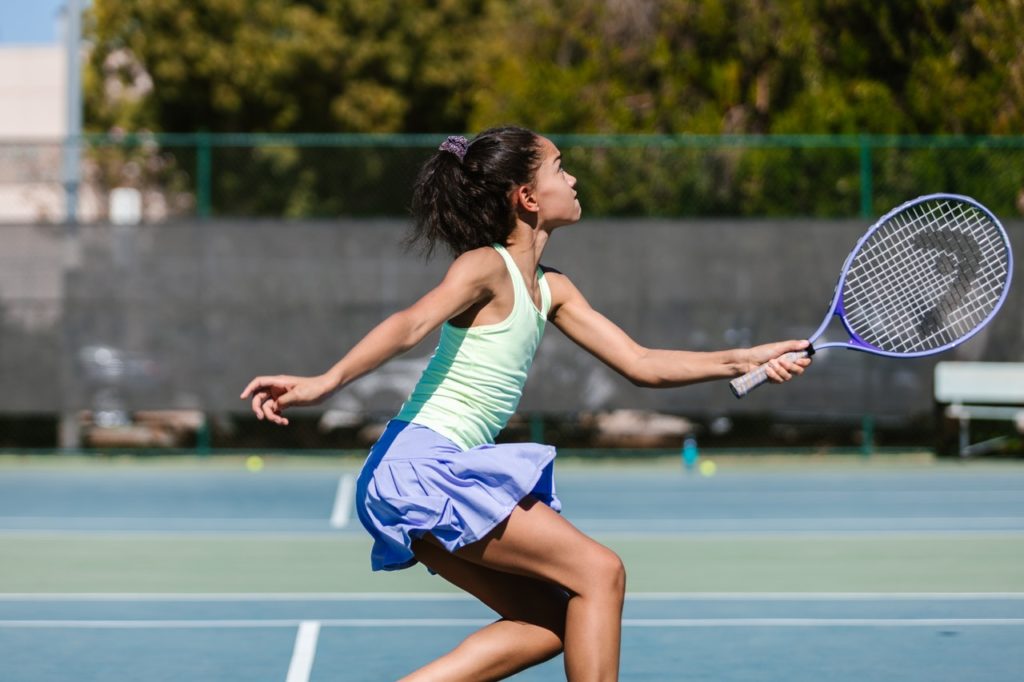 El seguro deportivo para niños cubre entrenamientos y partidos de tenis