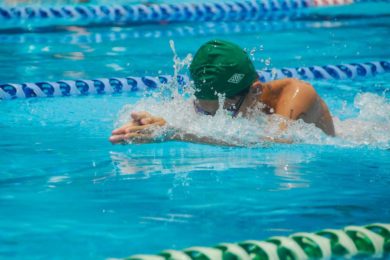 seguro-para-natacion