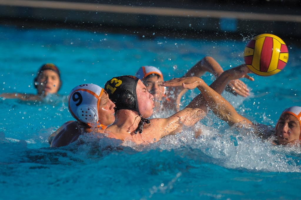 Uniformes reglamentarios en el waterpolo