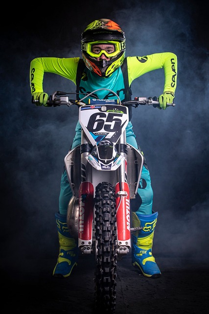 Uniforme reglamentario en el motocross