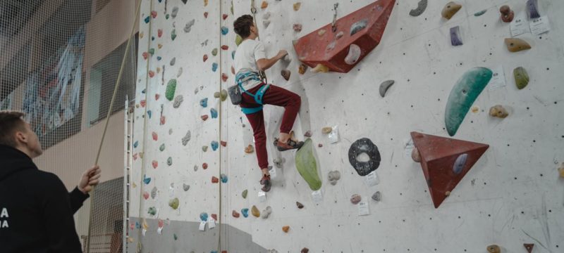 seguro-para-escalar-en-el-extranjero-4