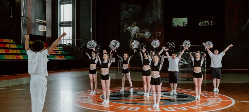 seguro-para-cheerleading-en-el-extranjero-1