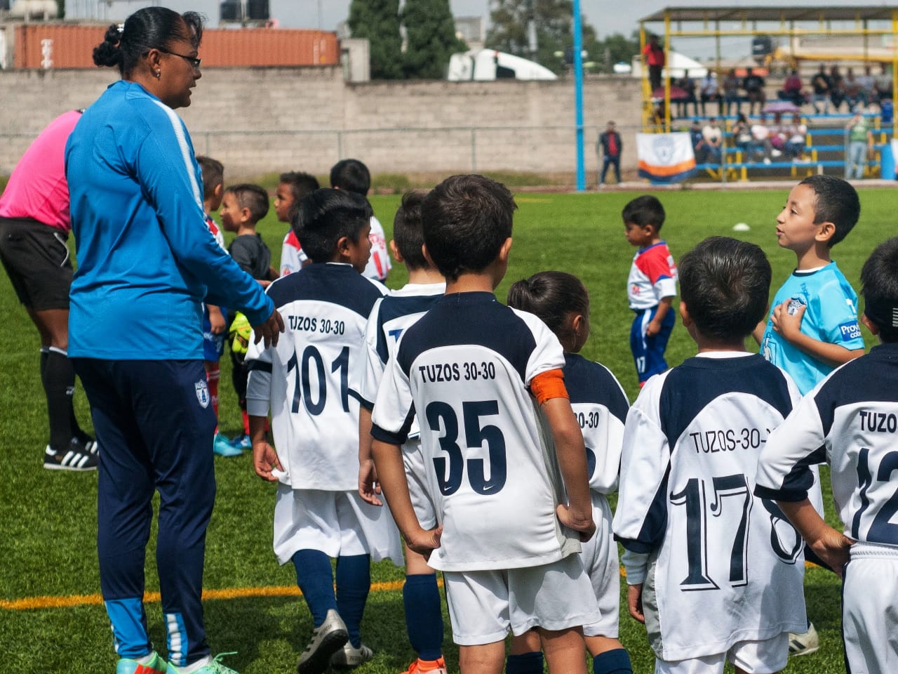 Clases de Fútbol en Ecatepec de Morelos - Cefor y Escuela Oficial de Fútbol  Tuzos 30-30 | Journey Sports